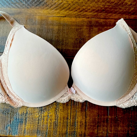 VS Push Up bra 34DD - Picture 1 of 3